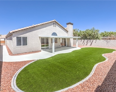 8305 Windrush Avenue - Photo Thumbnail 55