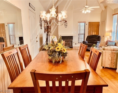2611 S Durango Drive - Photo Thumbnail 12