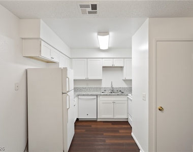 3151 Soaring Gulls Drive - Photo Thumbnail 10