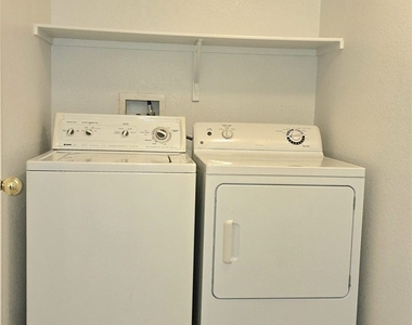 830 Carnegie Street - Photo Thumbnail 23