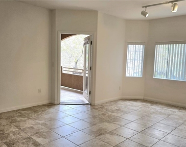 830 Carnegie Street - Photo Thumbnail 14