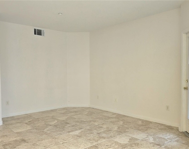 830 Carnegie Street - Photo Thumbnail 19