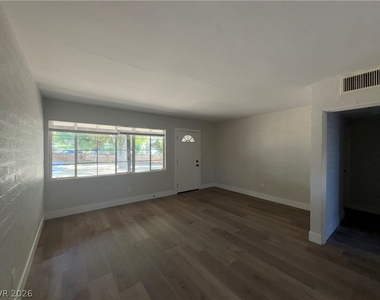 1628 Thelma Lane - Photo Thumbnail 3