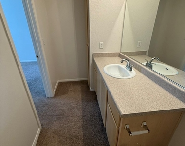 6955 N Durango Drive - Photo Thumbnail 24