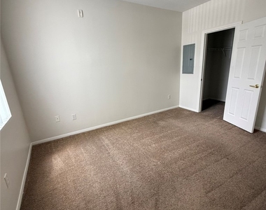 6955 N Durango Drive - Photo Thumbnail 20