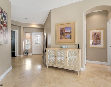 10617 Redwood Grove Avenue - Photo Thumbnail 4