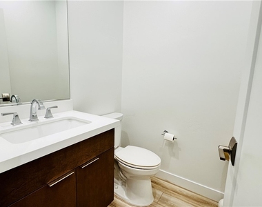 9836 Starlight Ridge Avenue - Photo Thumbnail 38