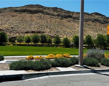 9836 Starlight Ridge Avenue - Photo Thumbnail 52