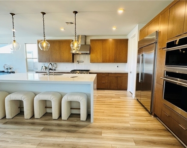 9836 Starlight Ridge Avenue - Photo Thumbnail 7