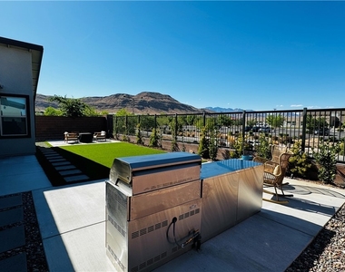 9836 Starlight Ridge Avenue - Photo Thumbnail 46