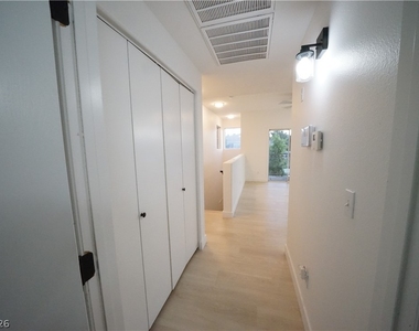 9050 W Warm Springs Road - Photo Thumbnail 18