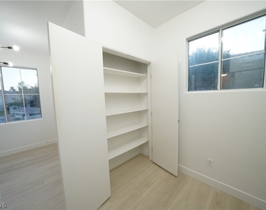 9050 W Warm Springs Road - Photo Thumbnail 9