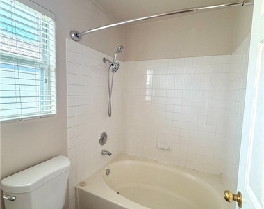 8346 Fame Avenue - Photo Thumbnail 26