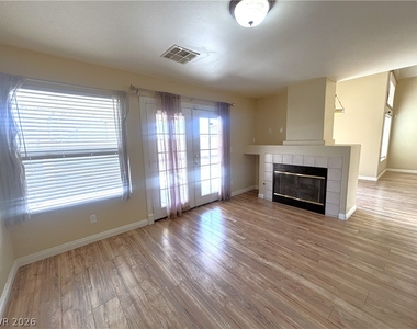 1324 Nugget Creek Drive - Photo Thumbnail 9