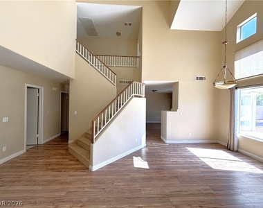 1324 Nugget Creek Drive - Photo Thumbnail 3