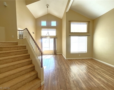 1324 Nugget Creek Drive - Photo Thumbnail 5