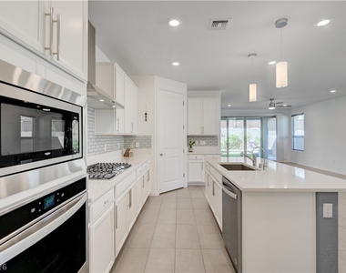 2014 Millergrove Avenue - Photo Thumbnail 6