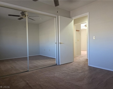 8729 Pennystone Avenue - Photo Thumbnail 11
