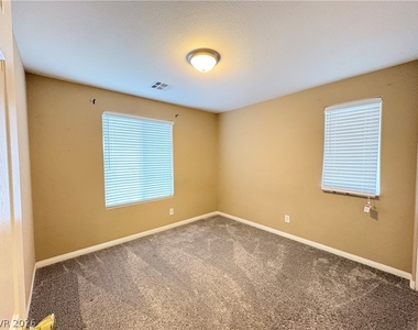 5014 Golden Antelope Way - Photo Thumbnail 21