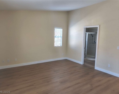 5323 Hanging Tree Lane - Photo Thumbnail 13