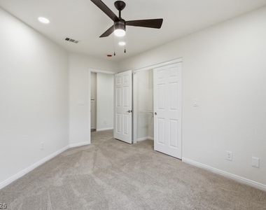 9081 Lawton Pine Drive - Photo Thumbnail 34