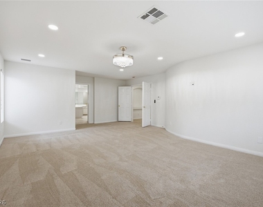 9081 Lawton Pine Drive - Photo Thumbnail 14