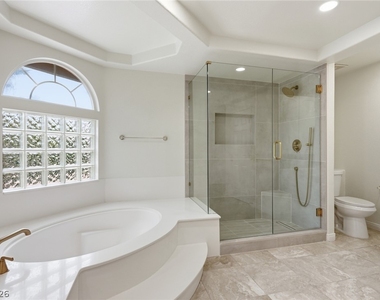 9081 Lawton Pine Drive - Photo Thumbnail 12