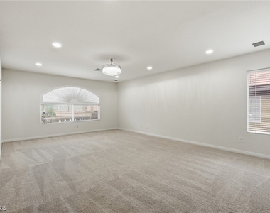 9081 Lawton Pine Drive - Photo Thumbnail 10