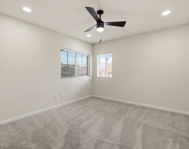 9081 Lawton Pine Drive - Photo Thumbnail 25
