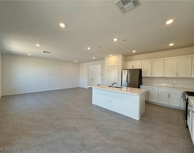 5966 Night Hawk Hill Street - Photo Thumbnail 11