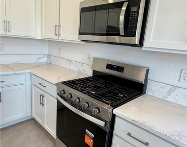 5966 Night Hawk Hill Street - Photo Thumbnail 7