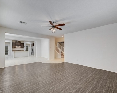 6637 Cliff Shore Court - Photo Thumbnail 4