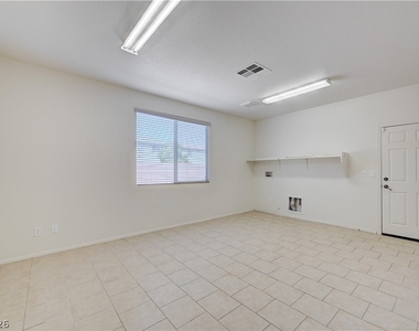 6637 Cliff Shore Court - Photo Thumbnail 17