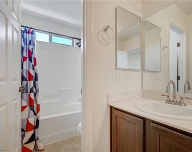 6637 Cliff Shore Court - Photo Thumbnail 49