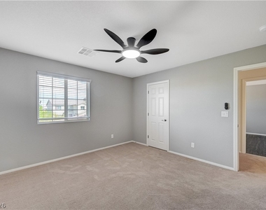 6637 Cliff Shore Court - Photo Thumbnail 46