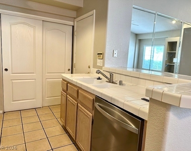 5255 Island Chain Road - Photo Thumbnail 6