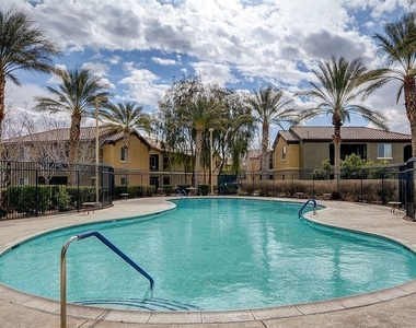 6868 Sky Pointe Drive - Photo Thumbnail 22