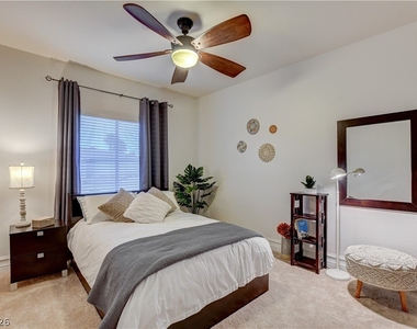1409 Palantine Hill Drive - Photo Thumbnail 46