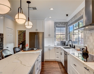 1409 Palantine Hill Drive - Photo Thumbnail 18
