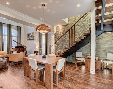 1409 Palantine Hill Drive - Photo Thumbnail 12