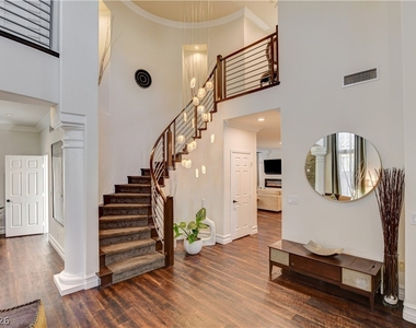 1409 Palantine Hill Drive - Photo Thumbnail 30
