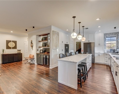1409 Palantine Hill Drive - Photo Thumbnail 15