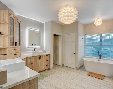 1409 Palantine Hill Drive - Photo Thumbnail 38
