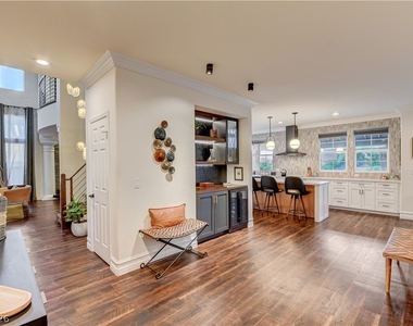 1409 Palantine Hill Drive - Photo Thumbnail 28