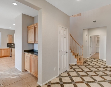 1289 Corista Drive - Photo Thumbnail 4