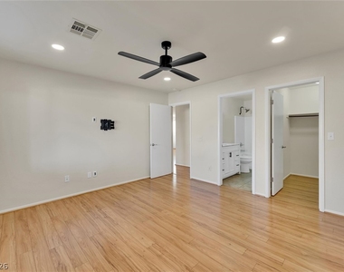 1072 Sky Rock Court - Photo Thumbnail 8