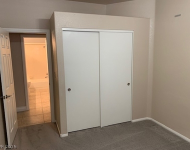 1195 Evening Canyon Avenue - Photo Thumbnail 14