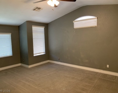 1195 Evening Canyon Avenue - Photo Thumbnail 9