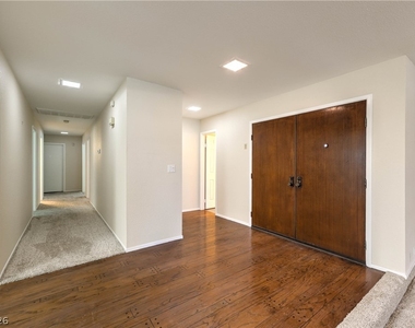 3953 Landsdown Place - Photo Thumbnail 5
