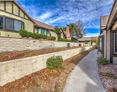 3953 Landsdown Place - Photo Thumbnail 2